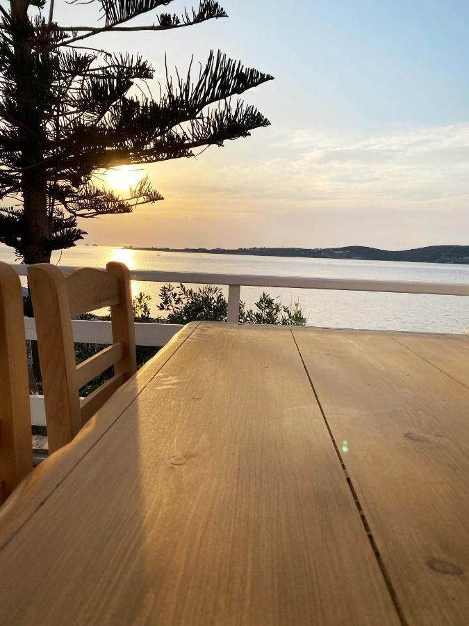 Lyra Seafront Apartment , Paroikia Town Center Kültér fotó