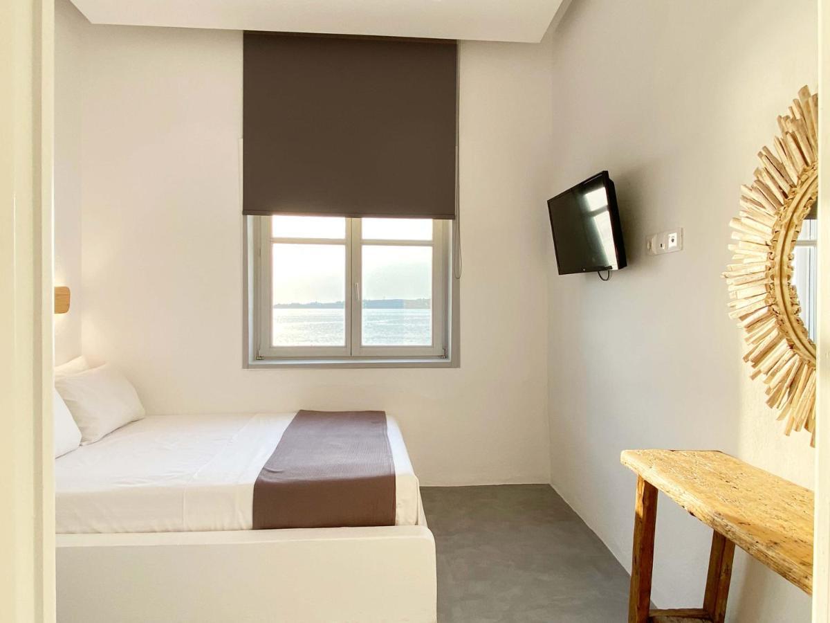 Lyra Seafront Apartment , Paroikia Town Center Kültér fotó